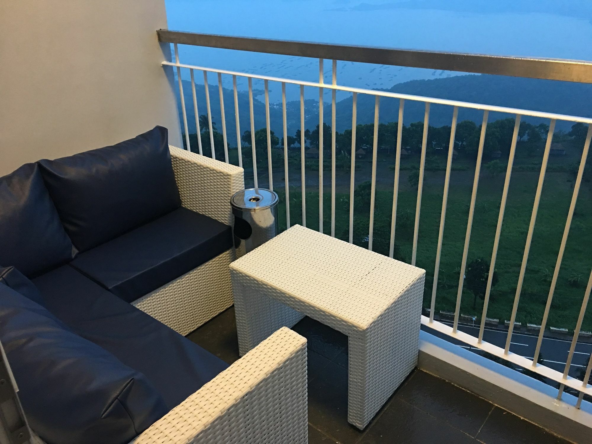 Cozy Staycation Tagaytay At Wind Residences Tagaytay City Bagian luar foto